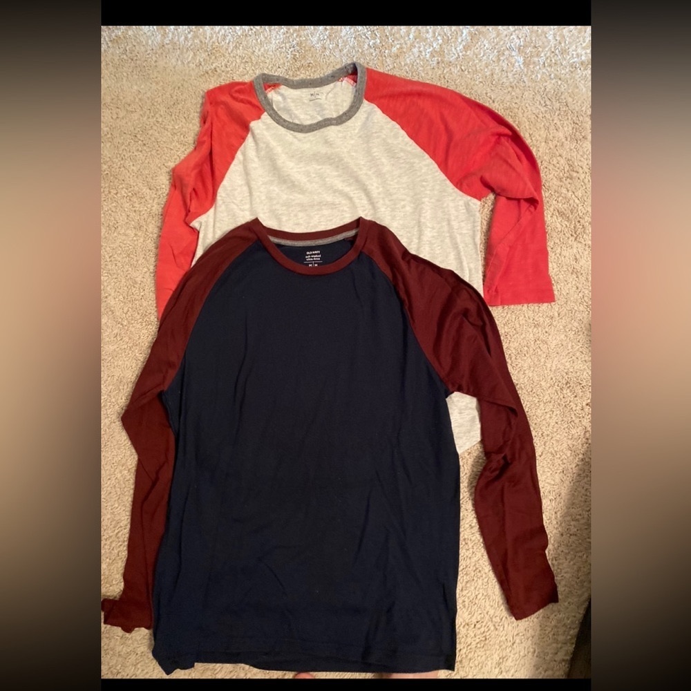 2 Old Navy Men’s Long Sleeve T -Shirt